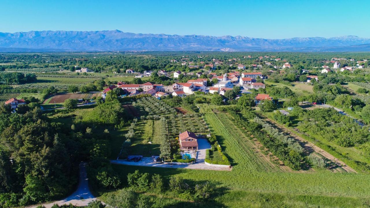 Holiday Home Taras Smilcic Exterior photo